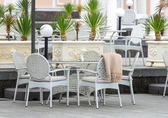 white wicker rattan furniture