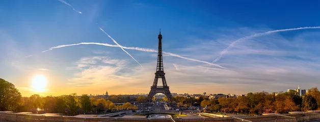  Parijs Frankrijk, de horizonzonsopgang van de panoramastad bij de Toren van Eiffel en Trocadero-tuinen © Noppasinw
