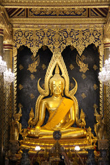 buddha statue