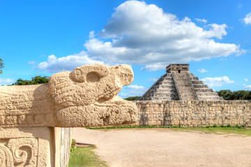 Chichen Itza Snake Head and Pyramid of Kukulcan in Yucatan Peninsula, Mexico - 321181673