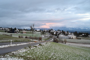 Strasse in die Berge 