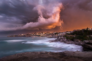 Fototapeta na wymiar Armageddon, Shelf cloud over Sydney, Sydney Australia