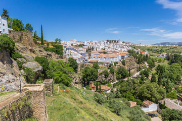 Fototapeta na wymiar Levante city wall and white houses of Ronda, Spain