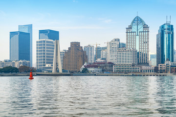 Obraz premium Panoramic view of the bund city in huangpu district, Shanghai