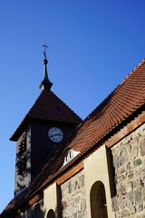 Fototapeta na wymiar Dorfkirche Gatow (Teilansicht)