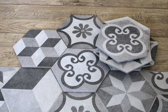 Carreaux ciment gris dans salle de bain, d&eacute;coration int&eacute;rieure maison