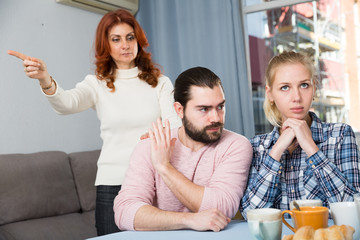 Bad domestic quarrel between family members at home