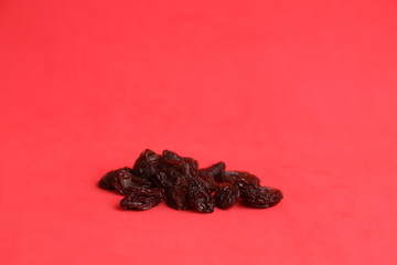food, black raisins from Spain
