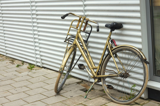 golden bike