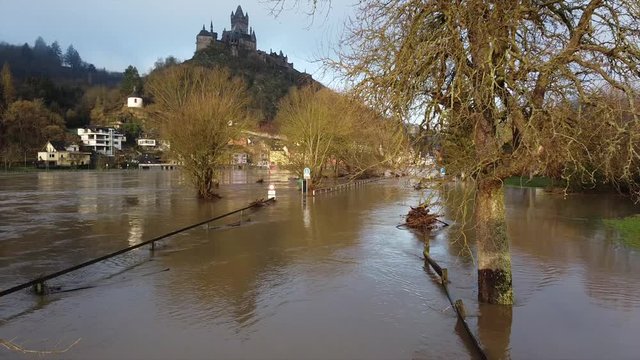 Hochwasser der Mosel in Cochem Februar 2020