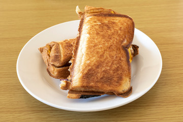 焼きたての手作りホットサンド