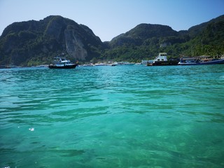 Tonsai Pier Ko Phi Phi