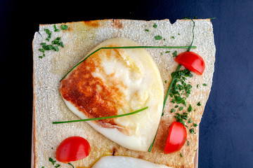 Sardinian melted cheese with carasau home made bread