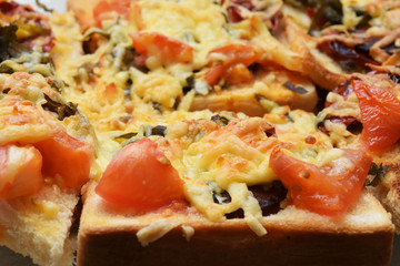 Toast  with cheese and tomatoes
