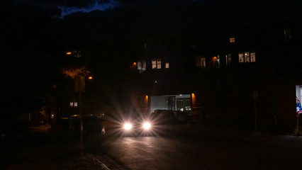 Plakat car lights in the night