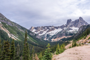 Fototapeta premium Mountains in Cascades National Park, Washington, USA.