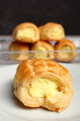 Cream horn