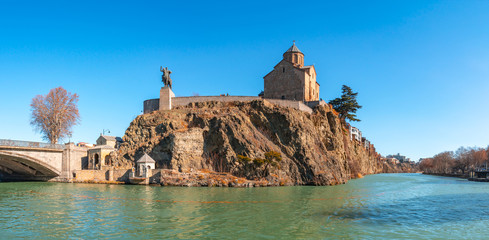 Metekhi Church and Monument of King Vakhtang I Gorgasali in Tbilisi © k_samurkas