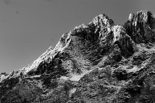 Winter landscape in apuan alps near seravezza, the souther part of the famous mountain range where michelangelo extracted the marble for his masterpieces.