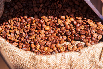 Raw and roasted coffee beans, Istanbul