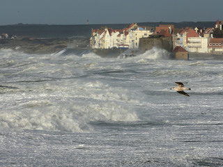 fort d'ambleteuse en pleine tempete