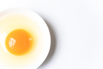 生卵　白背景