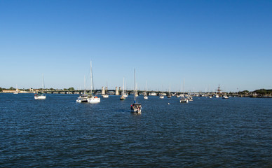 Fototapeta na wymiar Boats floating in the harbor