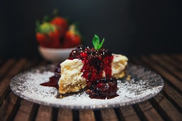 Beery cheese cake with strawberry
