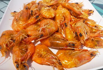 Red fried shrimp in a plate