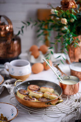 Cottage cheese pancakes with cream sauce..style rustic