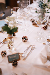 Festlich gedeckter Tisch 