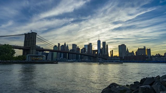 Brooklyn Bridge Park at sunset h264 420 4KUHD