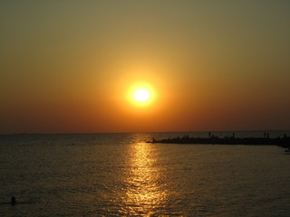 Fototapeta premium Sunset over the sea