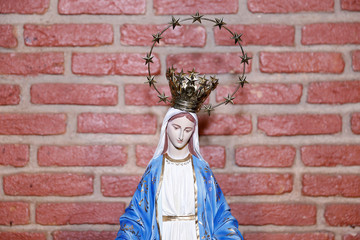 Statue of the image of Our Lady of Graces