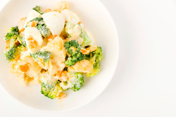 ブロッコリーとカリフラワーの玉子サラダ