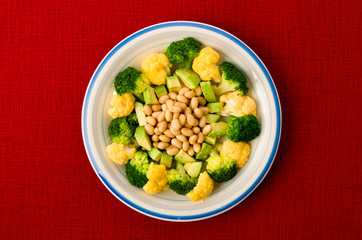 ブロッコリーとオレンジカリフラワーの彩りサラダ