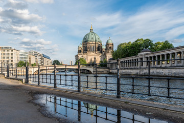 Fototapeta premium The Berlin Cathedral from the River side