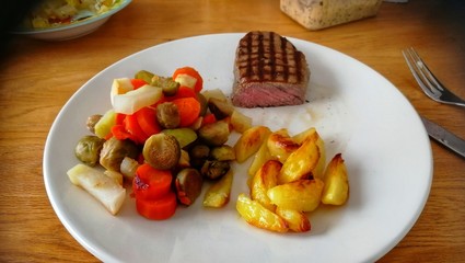 salad with olives and tomatoes