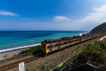 Obraz premium The most beautiful coastside railway in Tawian