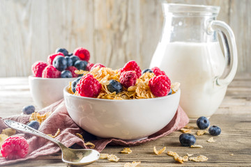 Breakfast Corn Flakes with Milk and berries