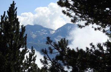 Vue sur les montagnes de la cha&icirc;ne de Belledonne.