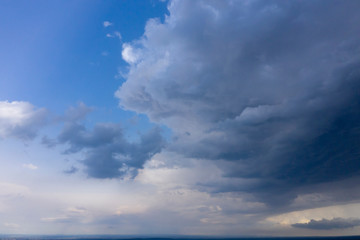 Fototapeta na wymiar A severe thunderstorm and rain in the greater Sydney basin