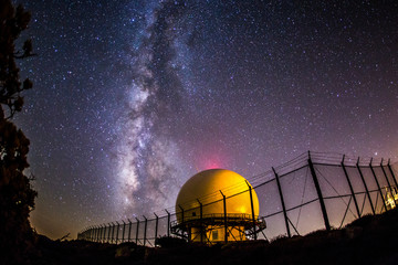 Milky Way and radar dome atop Mount Laguna. © Kevin Key