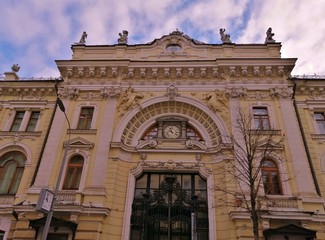 Fototapeta na wymiar facade of palace in europe