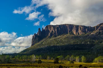Velvet curtains Cradle Mountain Cradle mountain, Tasmania, Australia: Overland trek