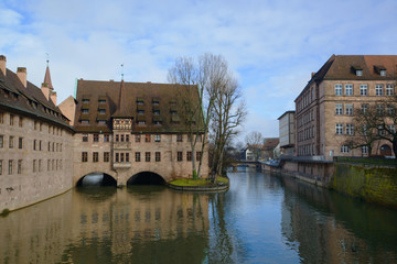 Bridge and Hospital, Holy Spirit hospice (Heilig-Geist-Spital) built between 1332 and 1339 in Nuremberg, Bavaria, Germany