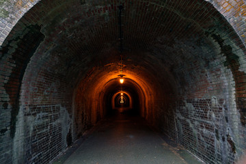 宇津ノ谷の明治のトンネル（静岡口から岡部口を見る）