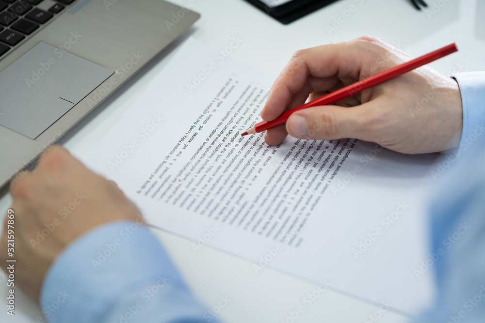 Aufkleber Marking Error During Spellchecking Text With Red Pencil