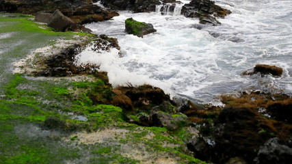 겨울 바닷가의 아름다운 풍경