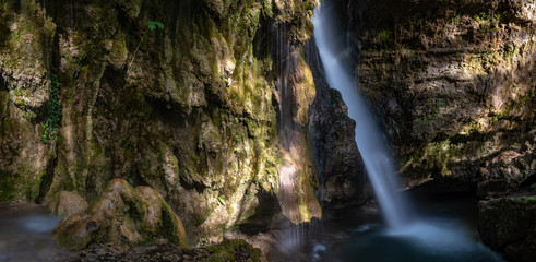 Fototapeta na wymiar The beautiful Hinanger waterfall